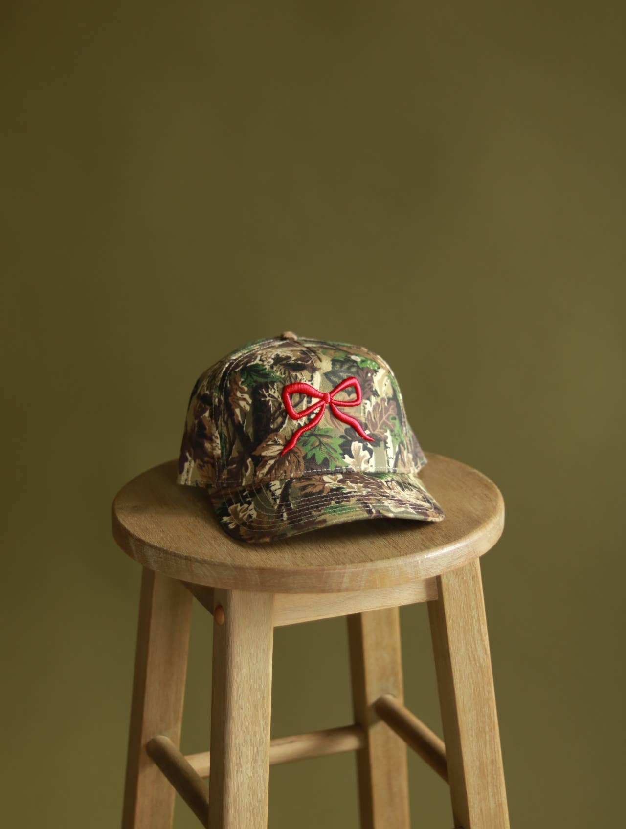 camo red bow hat