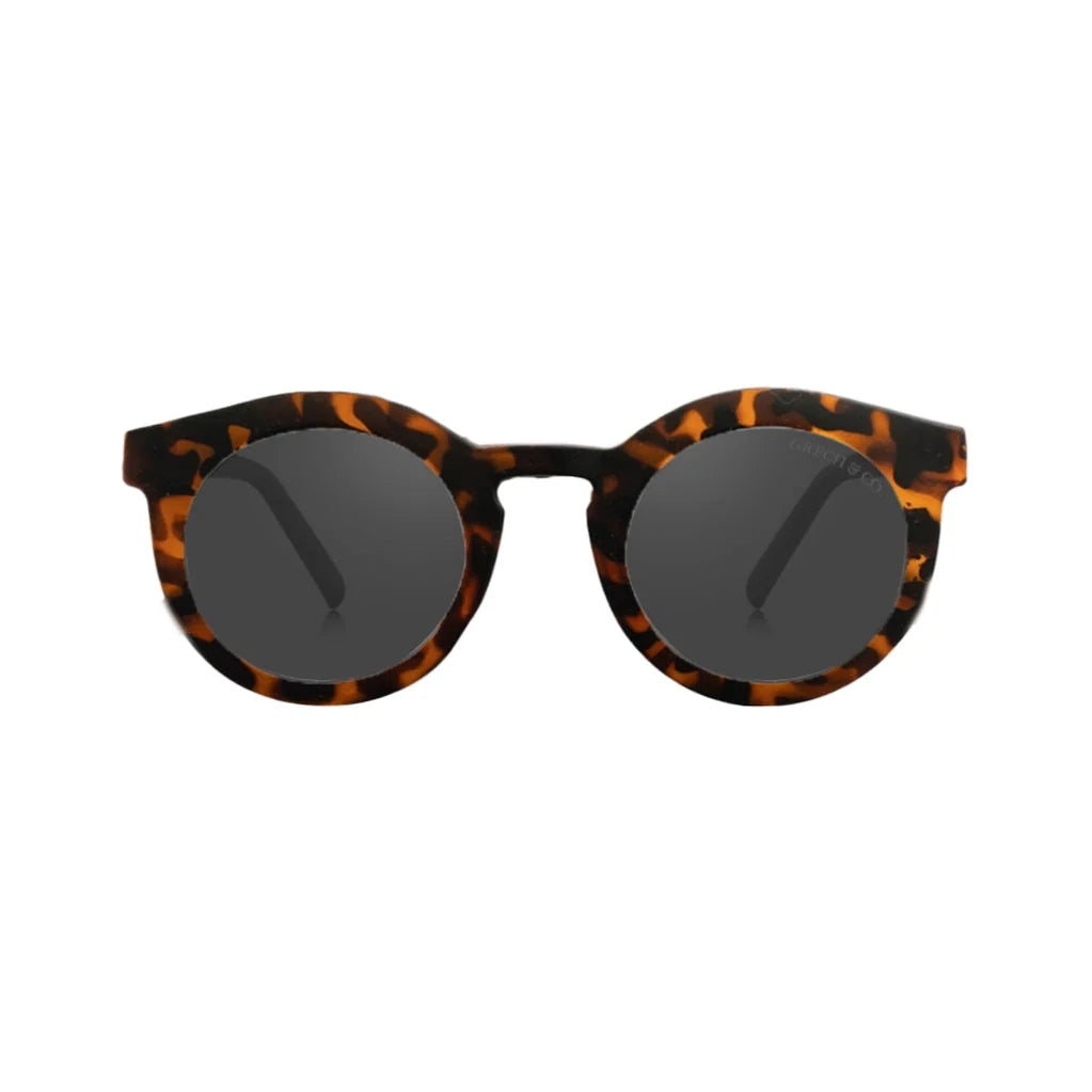 adult classic sunglasses