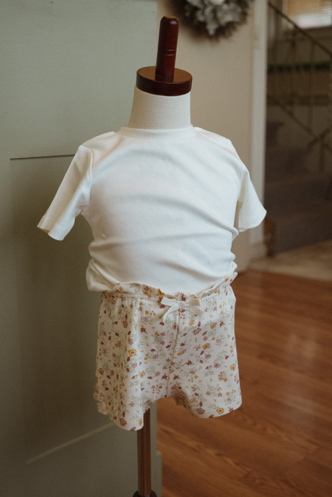 classic crew neck tee