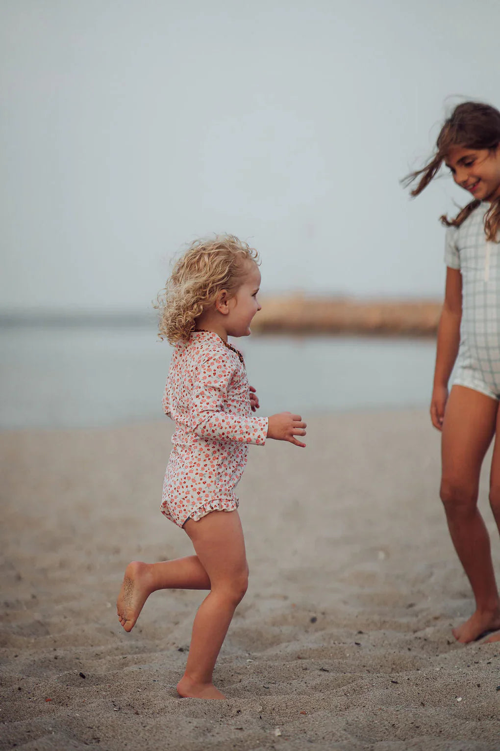 long sleeve rashgaurd ruffle swimsuit