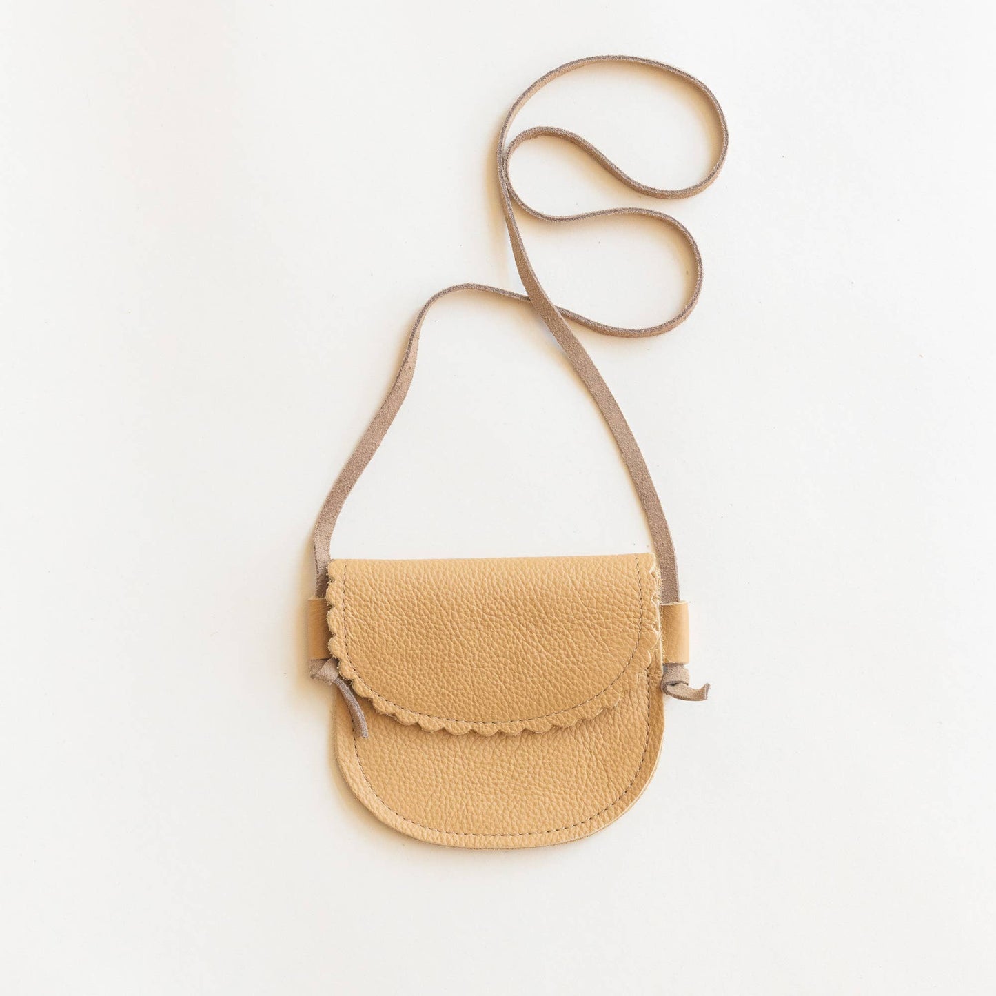 scalloped leather purse