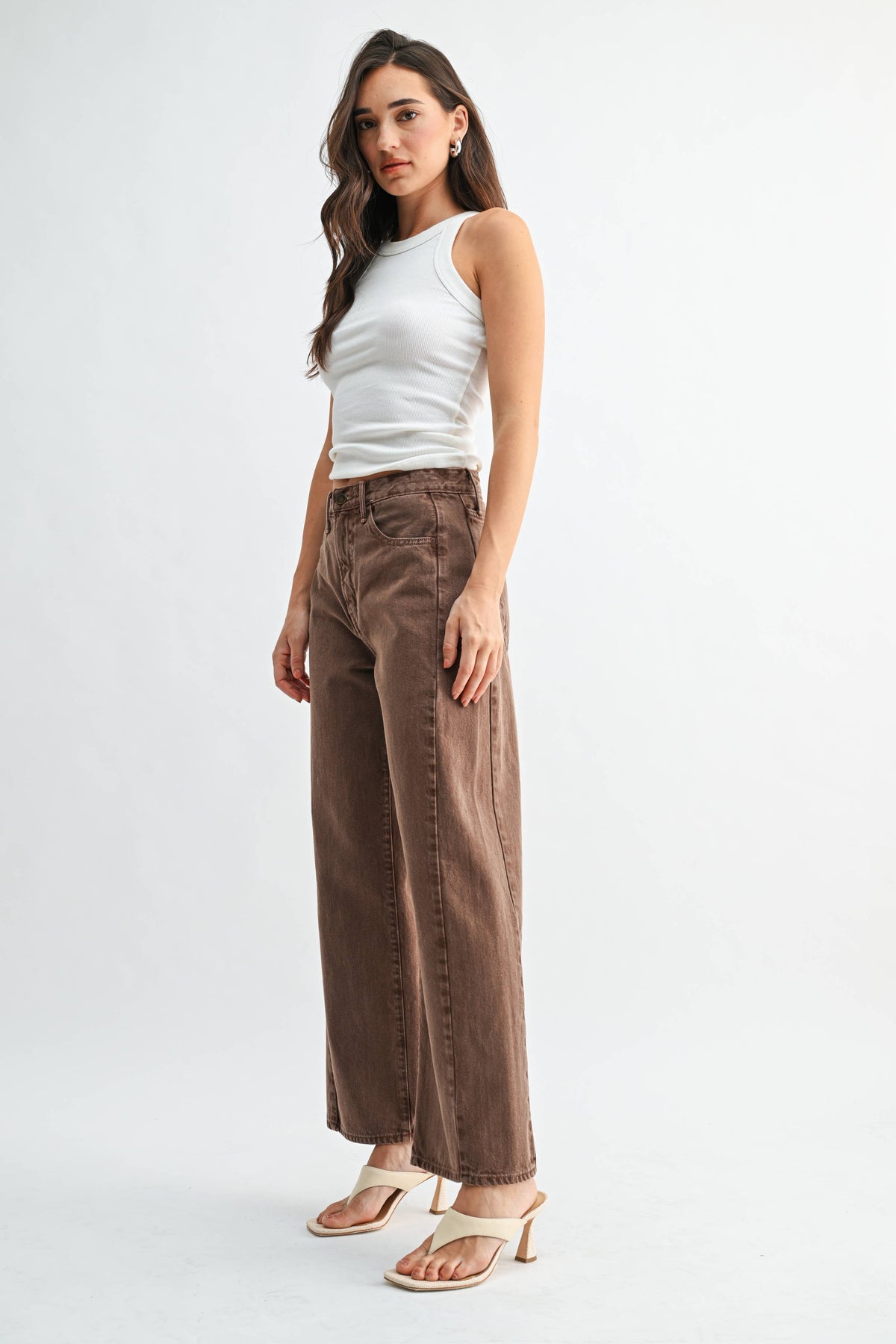 high rise twist seam barrel jean