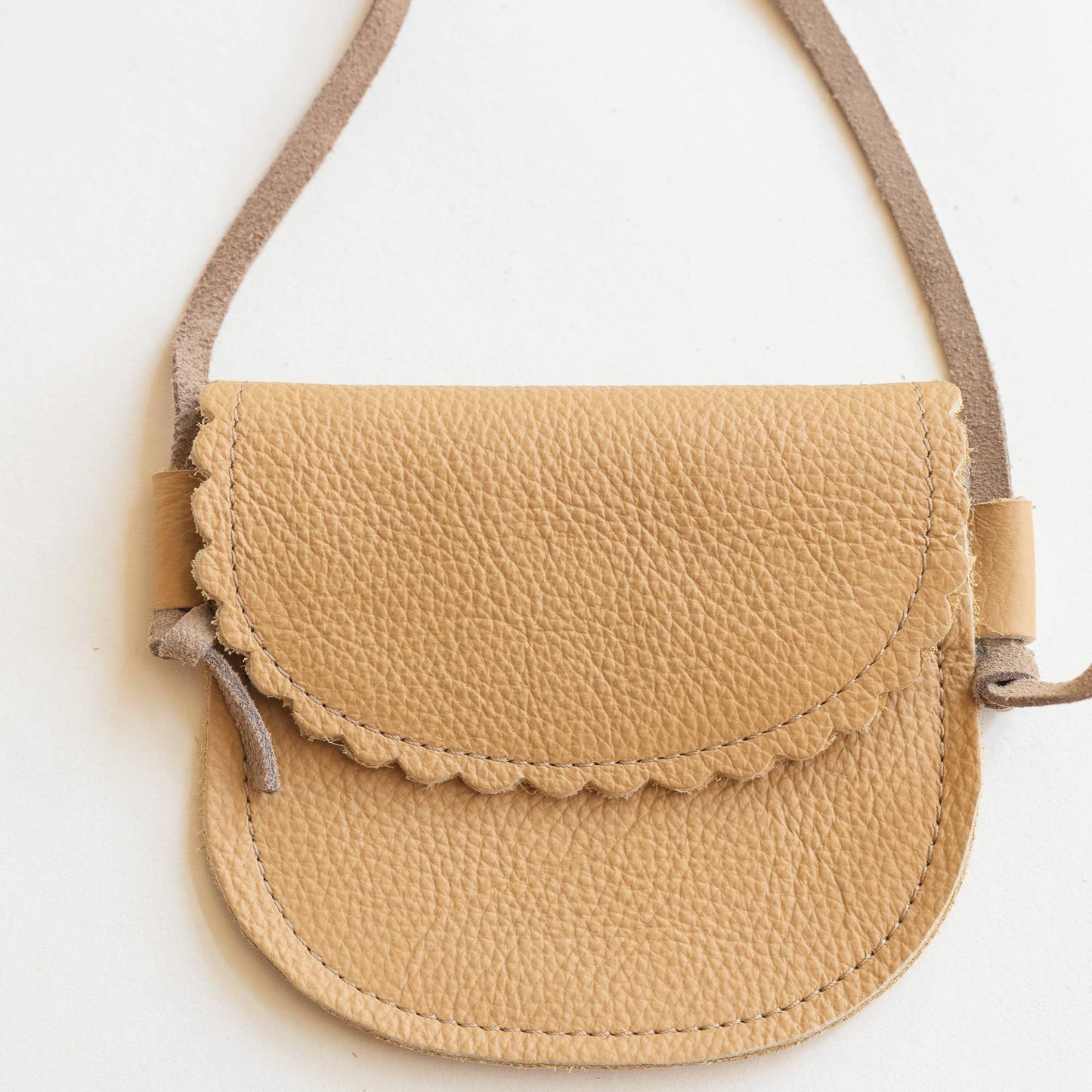 scalloped leather purse