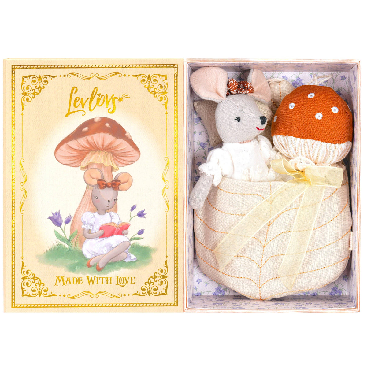 mouse and the mushroom wonder forest set