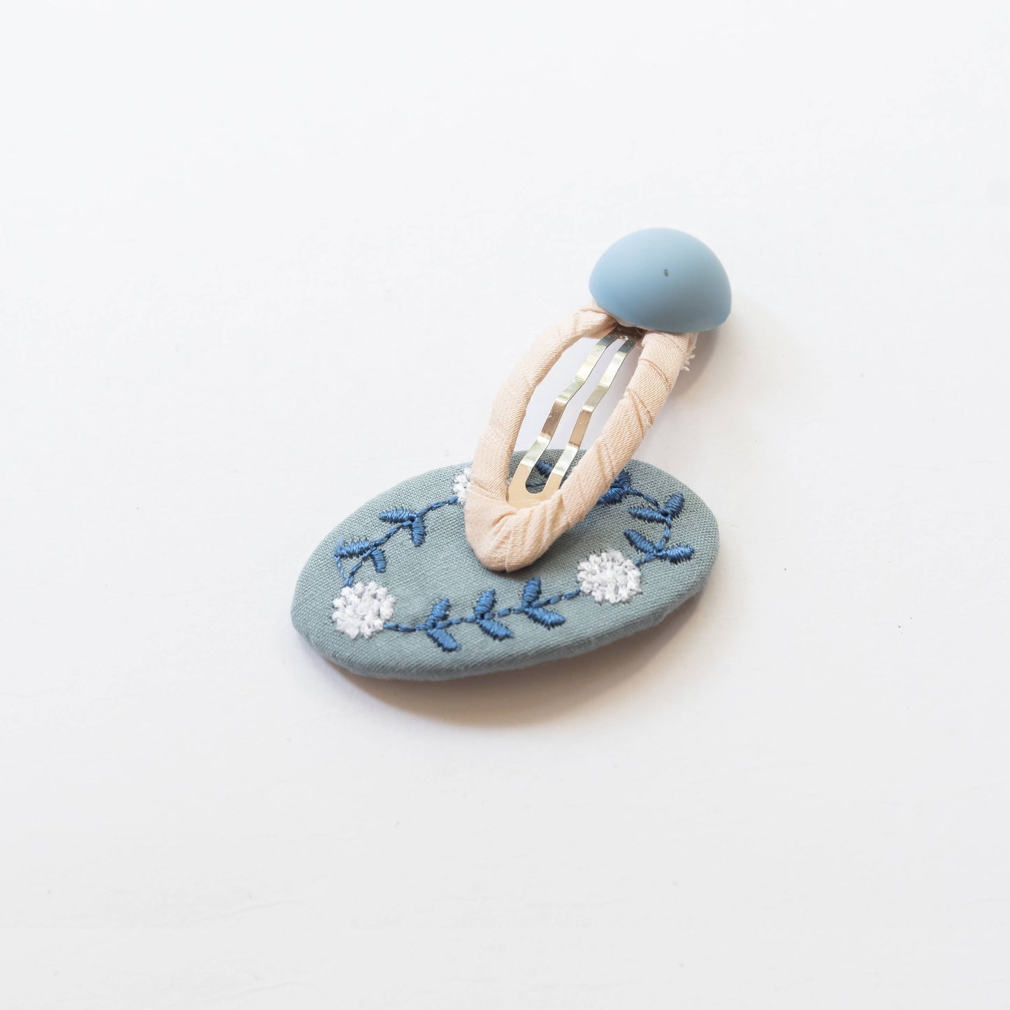 embroidered hair snap clips - blue and beige