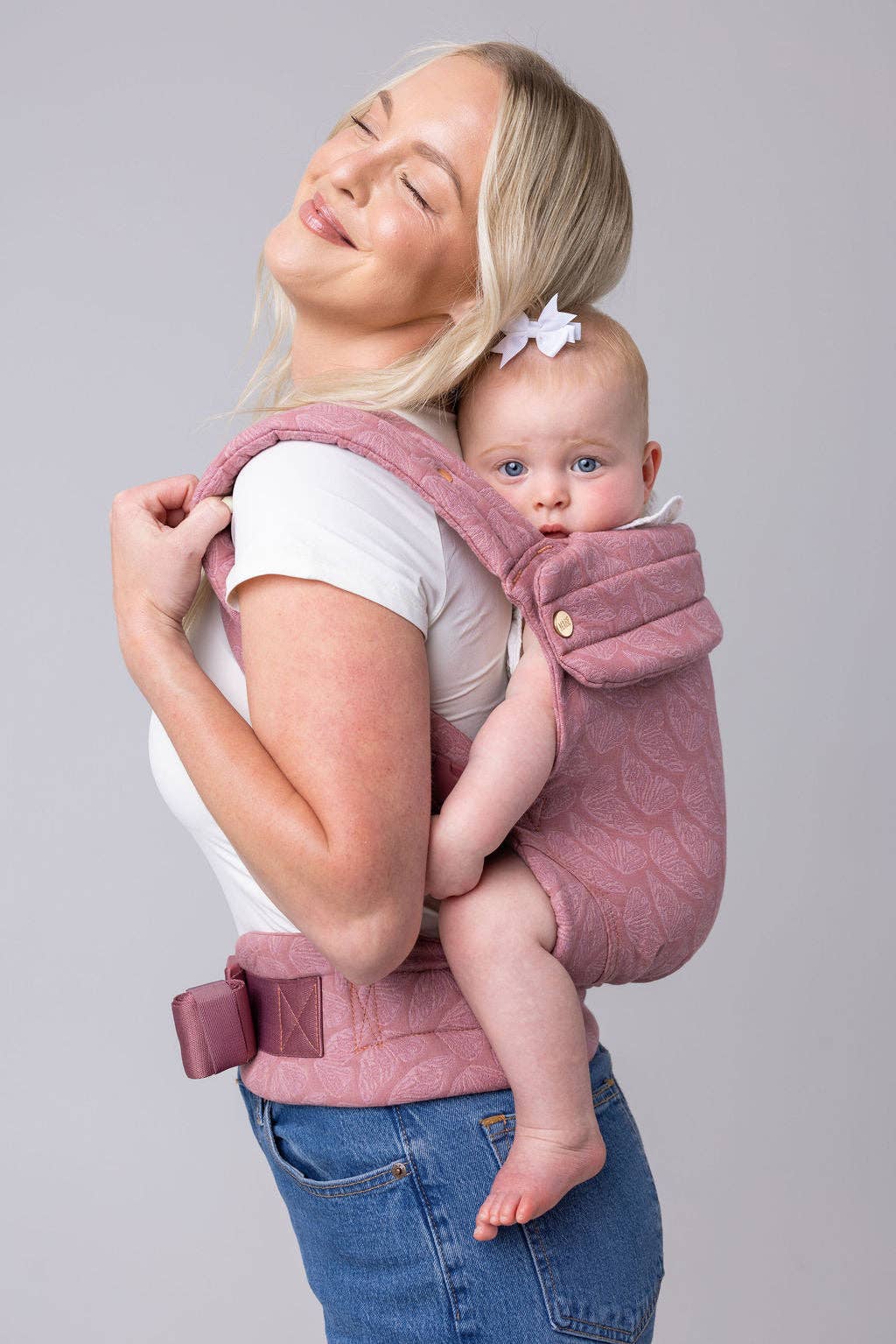 the monarch baby carrier - mauve wings