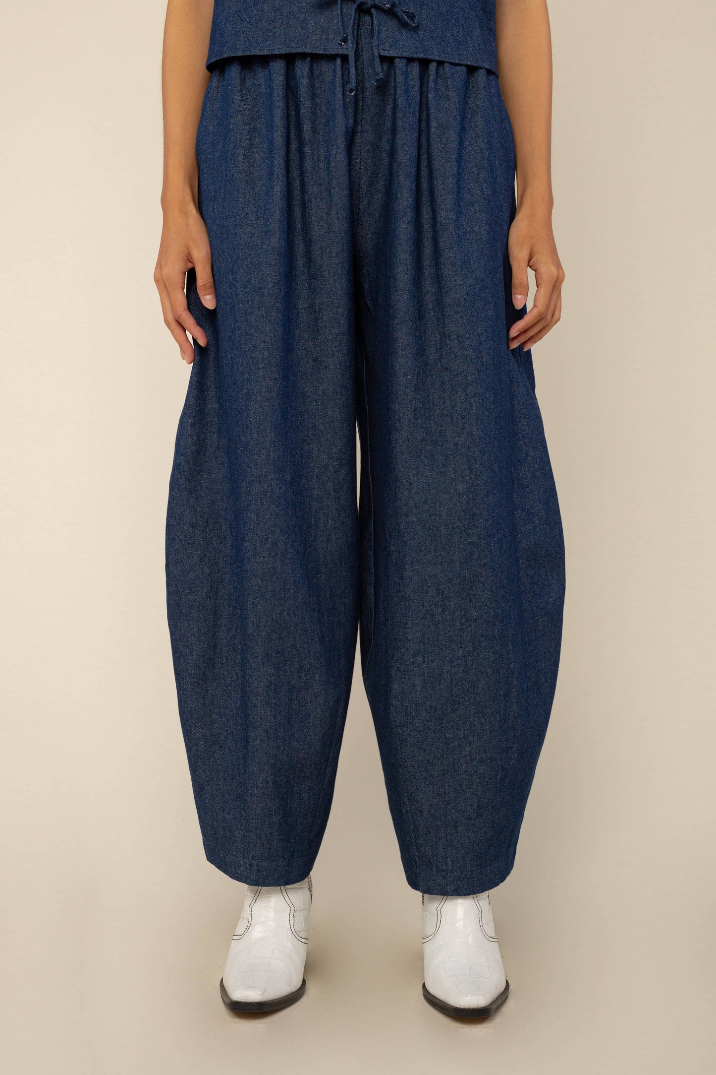 denim lantern pant | high rise barrel jeans