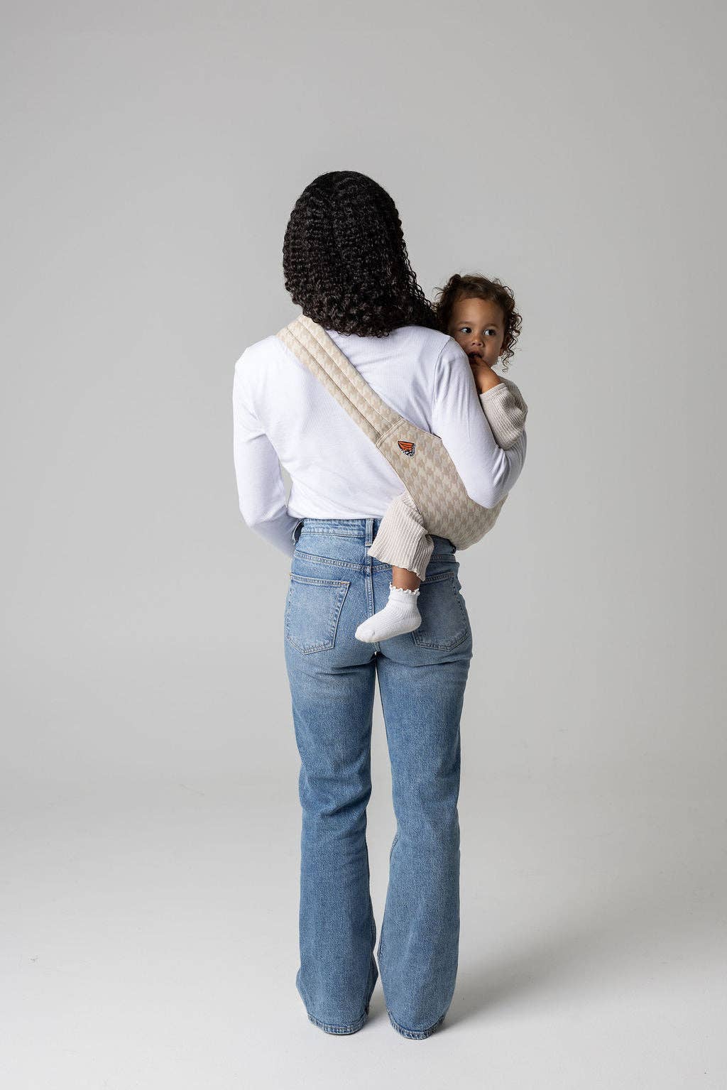 the monarch toddler sling - houndstooth