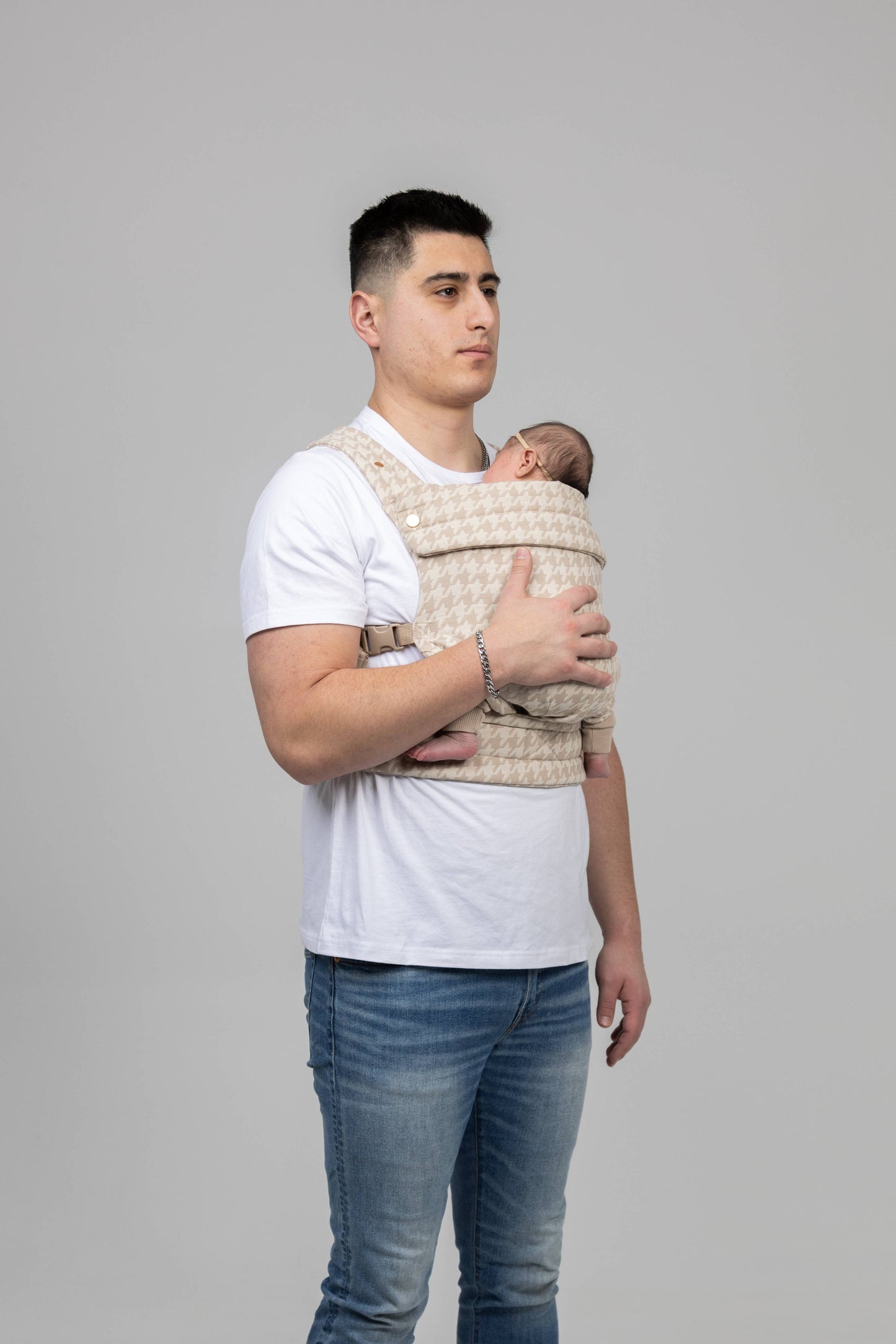 the monarch carrier - houndstooth