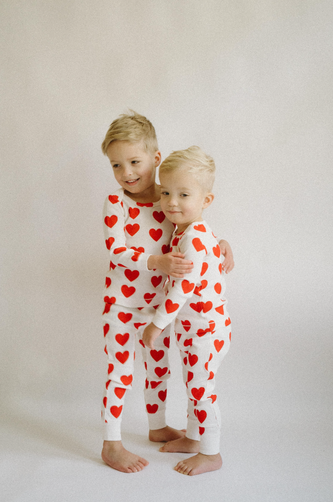 red heart waffle 2-piece set