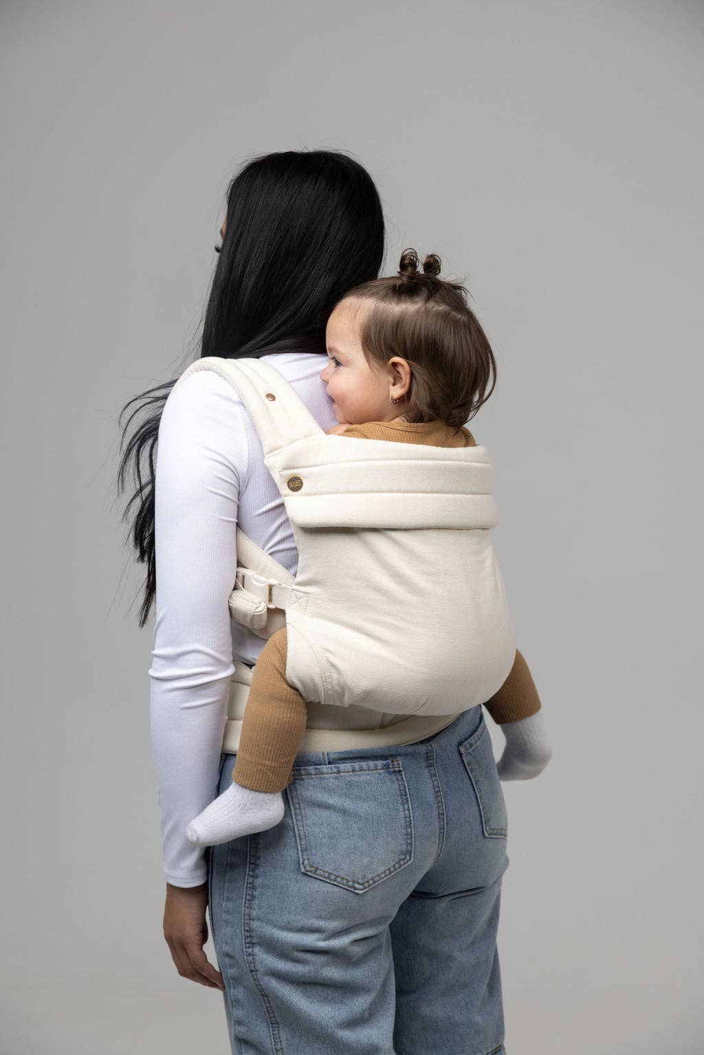 the monarch baby carrier - natural ivory