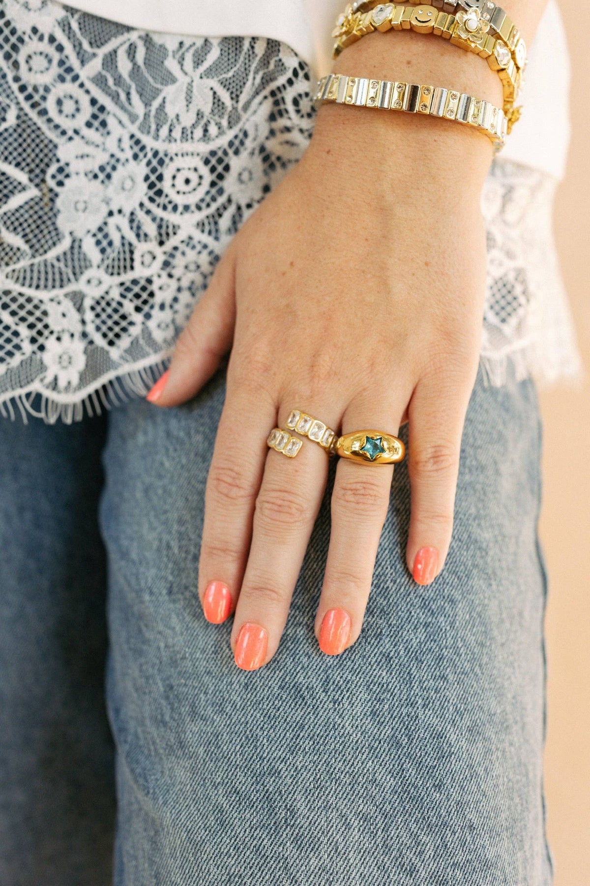 blue starglow ring: size 7