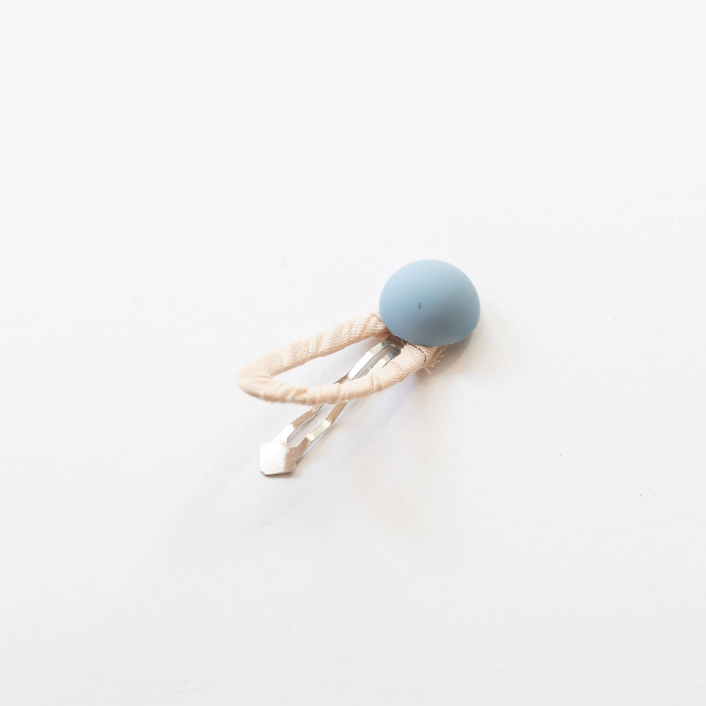 embroidered hair snap clips - blue and beige